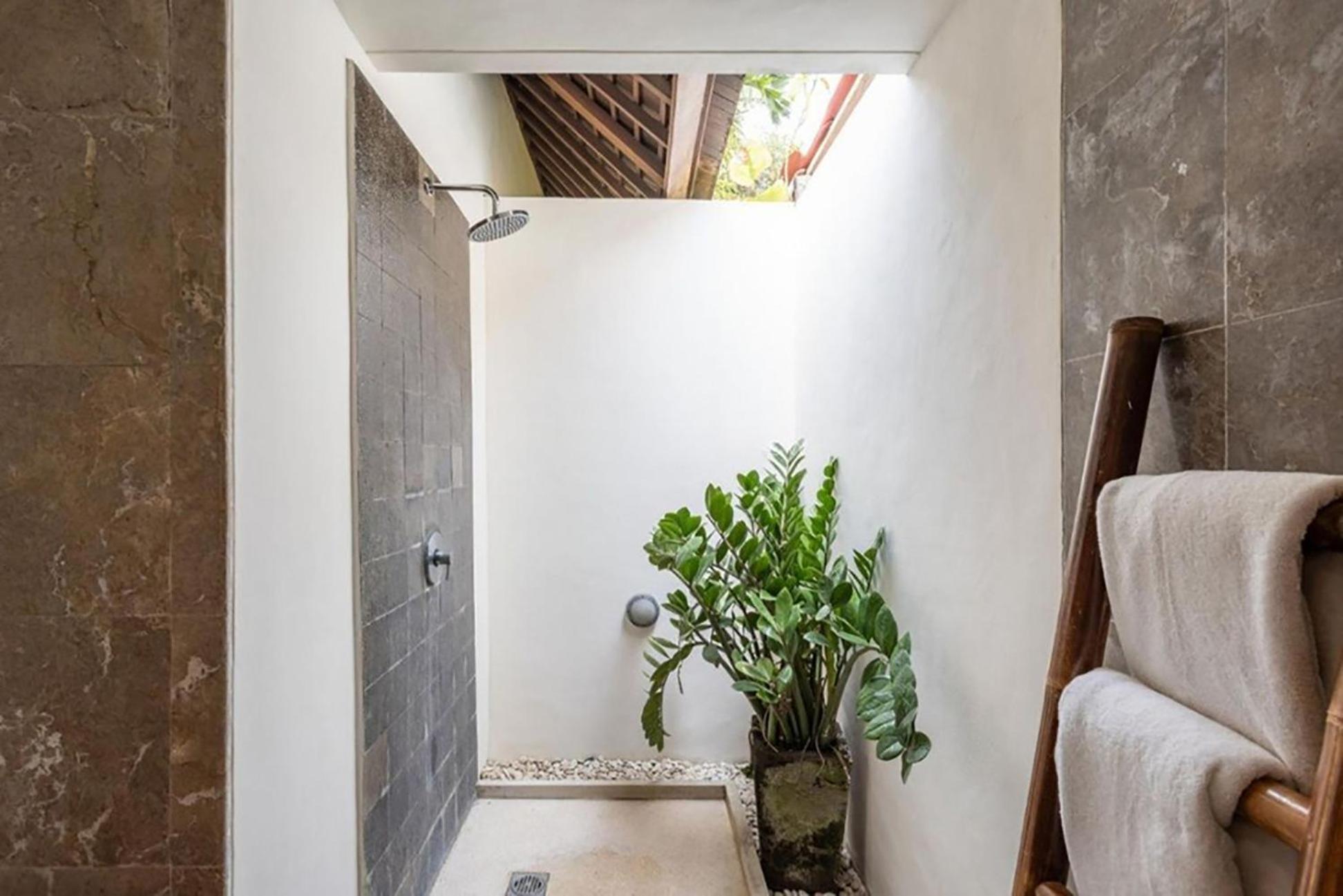 Villa Tiga Mangga By Optimum Bali Villas เซมินยัค ภายนอก รูปภาพ