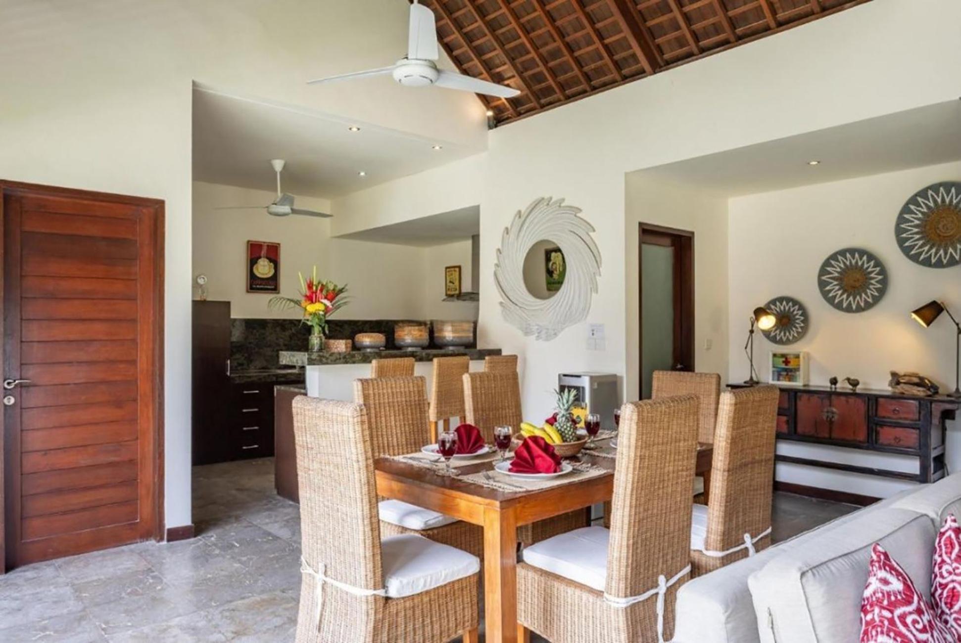 Villa Tiga Mangga By Optimum Bali Villas เซมินยัค ภายนอก รูปภาพ