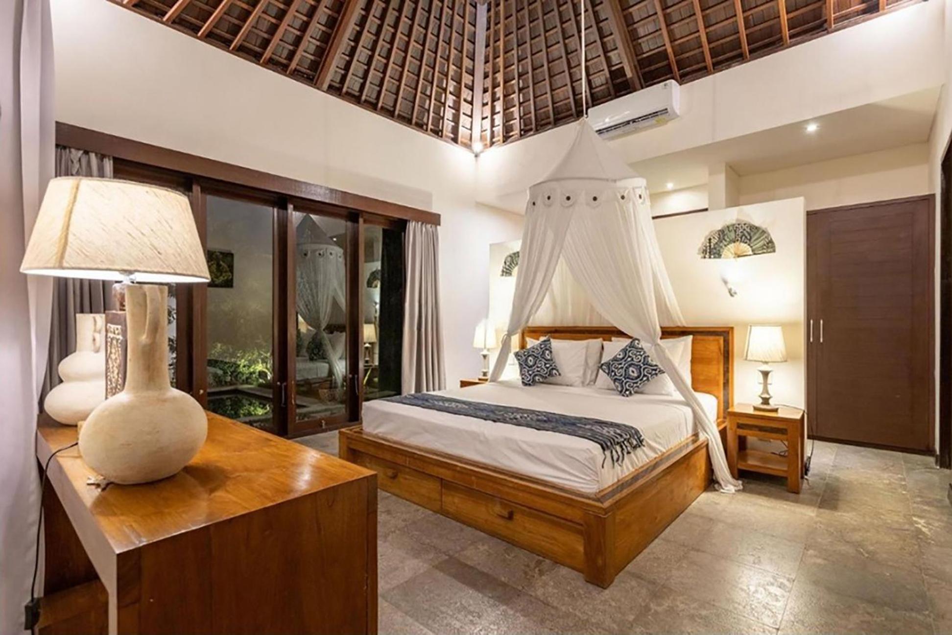 Villa Tiga Mangga By Optimum Bali Villas เซมินยัค ภายนอก รูปภาพ