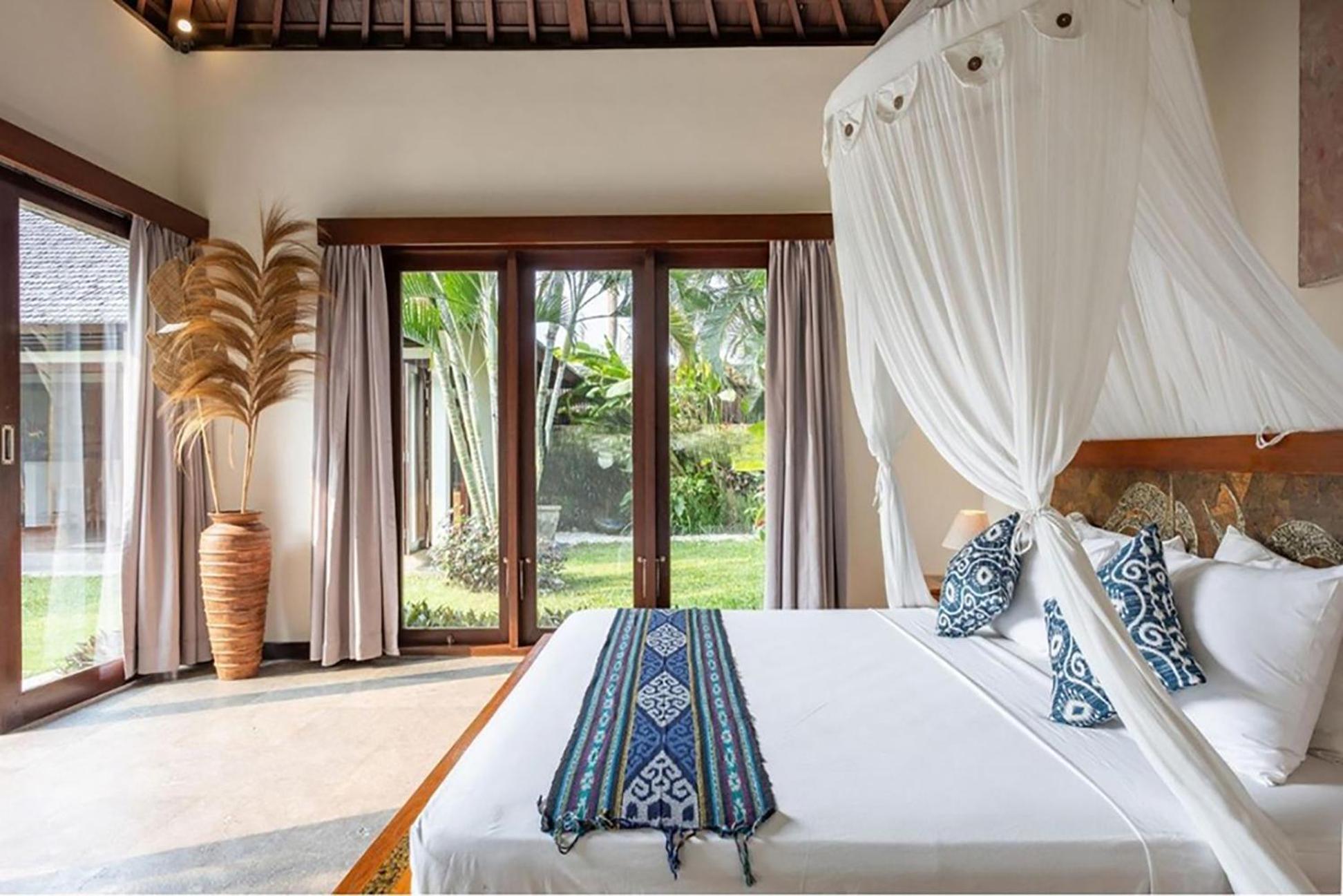 Villa Tiga Mangga By Optimum Bali Villas เซมินยัค ภายนอก รูปภาพ